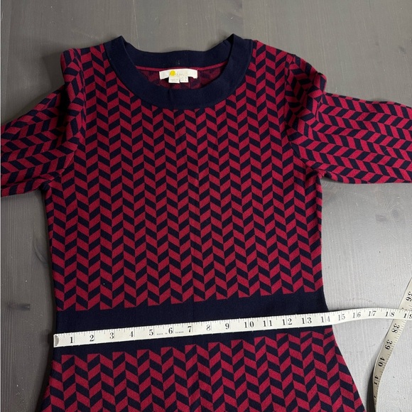 Boden Phoebe Knitted Dress with a herringbone pattern - Picture 8 of 9